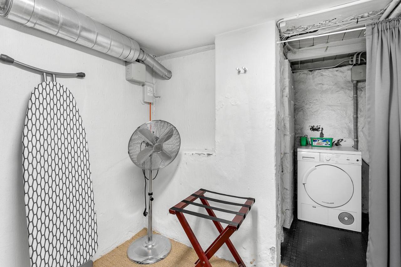 Baron Downtown Apartments Reykjavik Ngoại thất bức ảnh